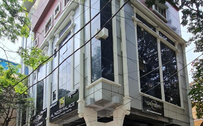 Al Noor Palace Business Class Hotel