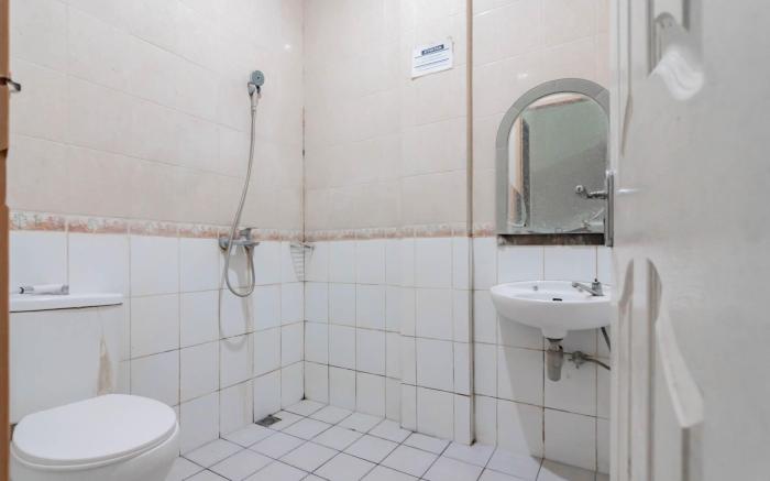 RedDoorz Plus @ Hotel Sofia Pangandaran