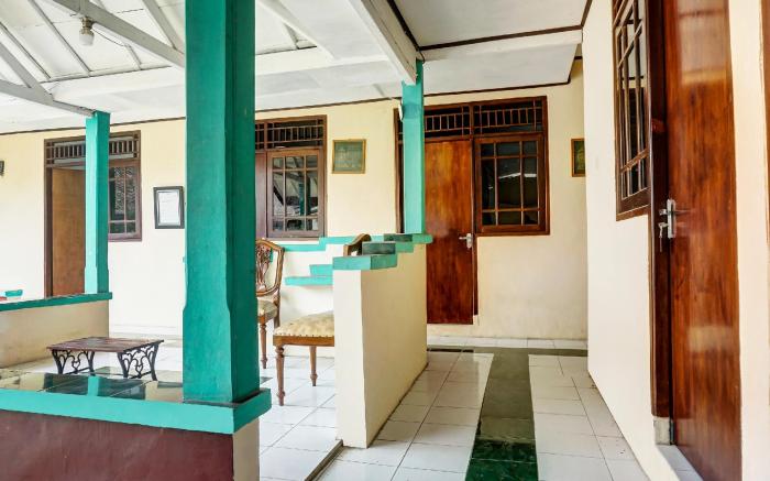 OYO 90928 Wisma Asri Putra Syariah