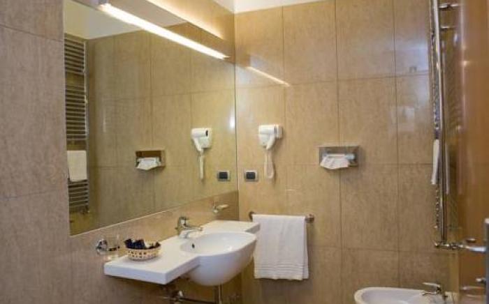 Hotel Airone