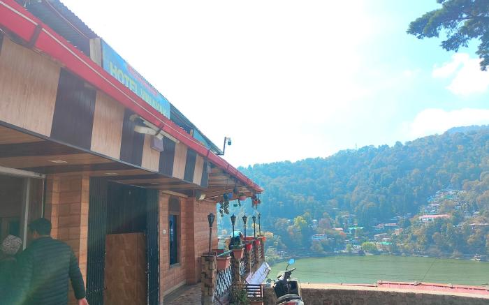 Goroomgo Vinayak Near Near Mall Road Nainital