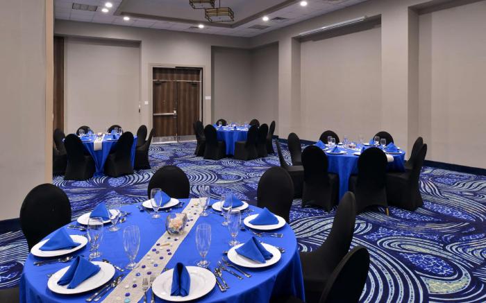 DoubleTree by Hilton Corpus Christi Beachfront