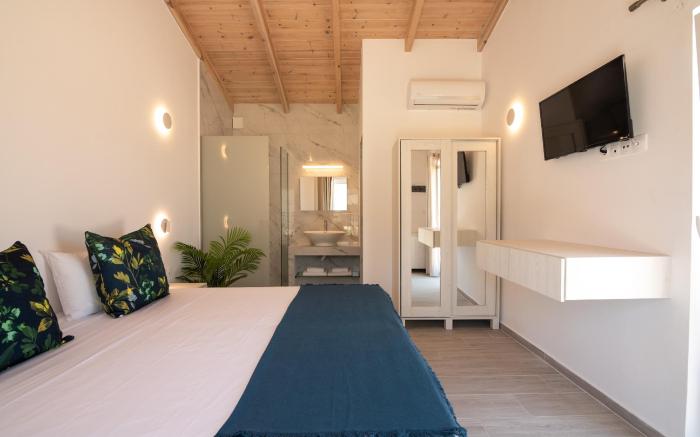 Gt Beach Hotel