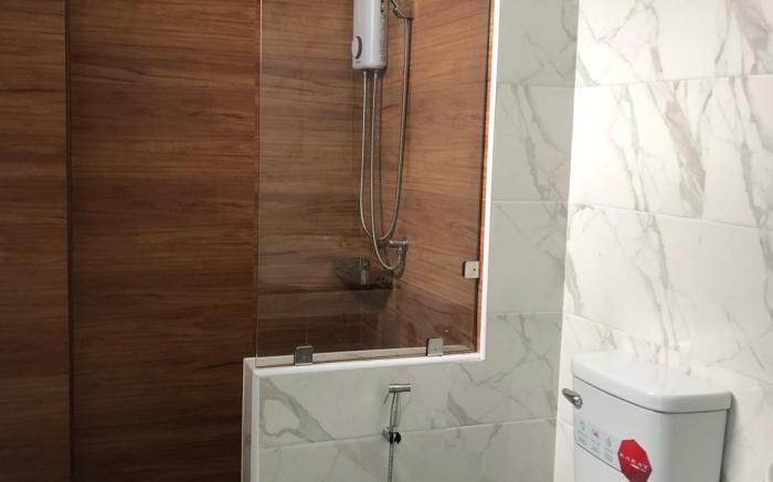 Talubpetch residence (A1-Room)