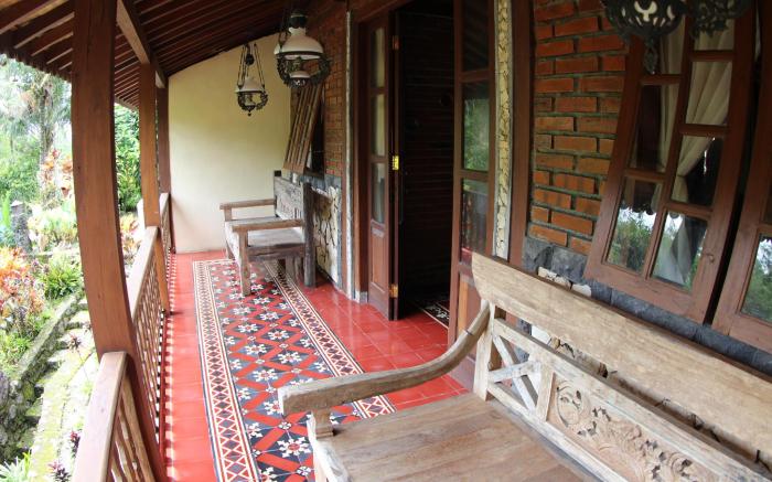 Villa Ndalem Joglo Hinggil  - Entire 