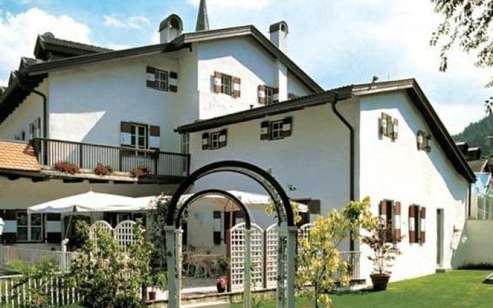 Hotel Ansitz Kandelburg
