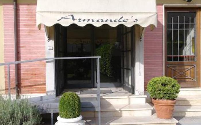 Hotel Armando' s