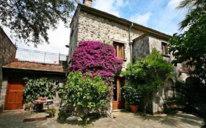 La Neffola Residence