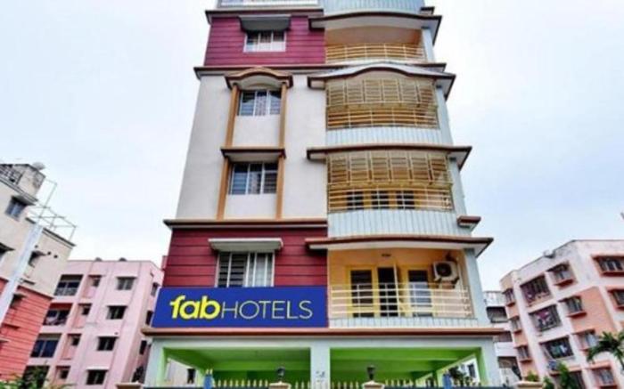 FabHotel Capital Casa - Newtown Bus Stand