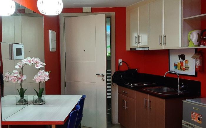 Condo Suite @ 150 Newport Blvd near NAIA T3 MANILA