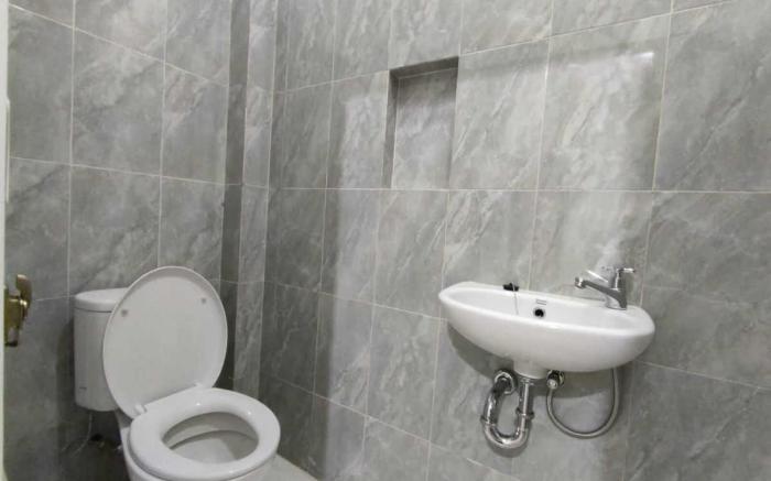 RedDoorz near Rita Super Mall Purwokerto