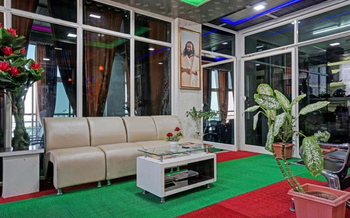Super Hotel O Vardhan Executive