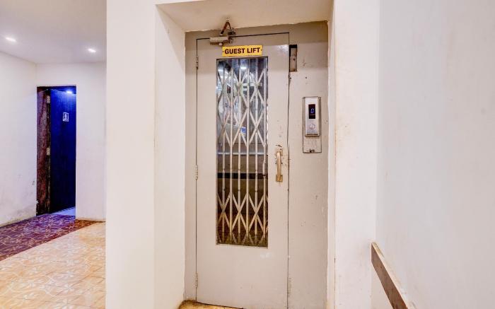 Super Townhouse Khar The Unicontinental