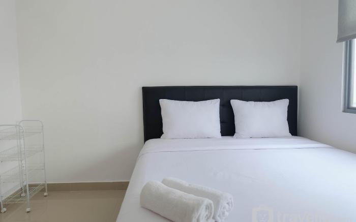 High Floor 2BR Royal Olive Residence By Travelio