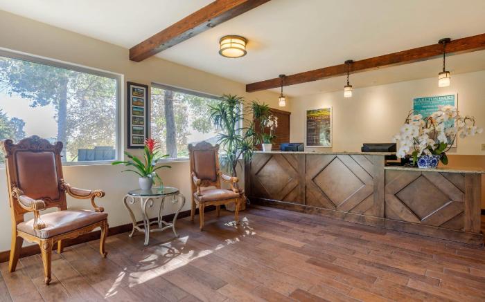 Carlton Oaks Lodge, an Ascend Collection Hotel