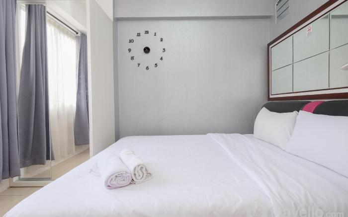 Comfort and Warm 2BR at Bassura City By Travelio
