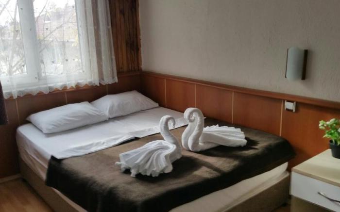MUSTAFA HOTEL