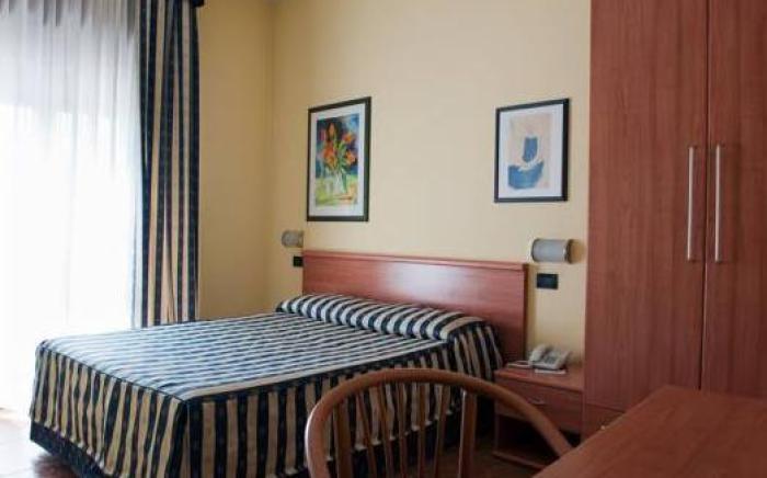 Hotel Blue Ribbon