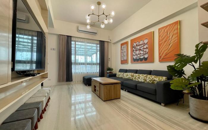Gathering Point Hotel