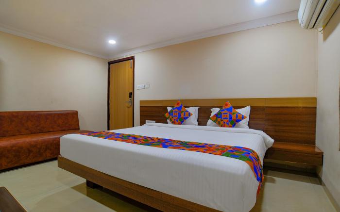 FabHotel Pishori
