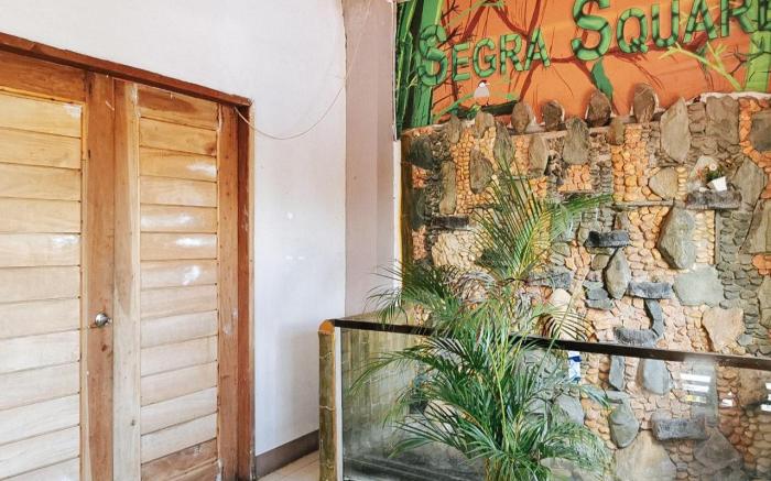 RedDoorz Segra Square Pension House