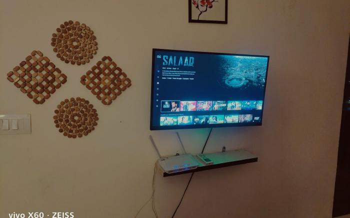 Varnika's Sunrise Day,Night and Hourly stay 