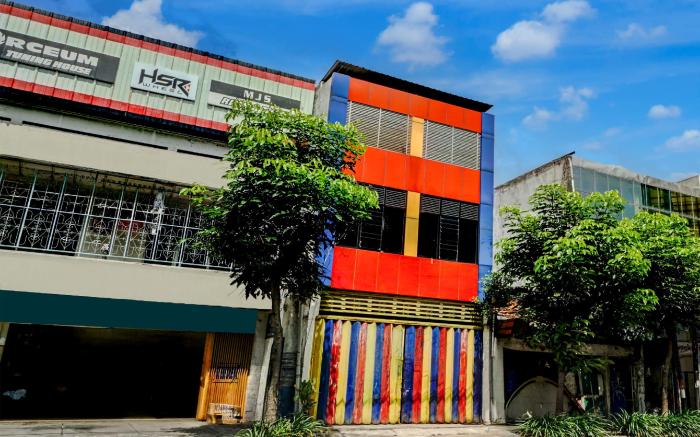 Hotel O Surabaya near Universitas Airlangga formerly Kertajaya Residence Surabaya