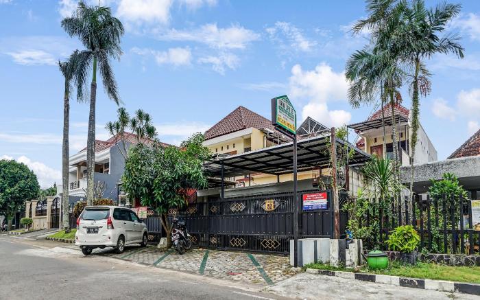 OYO 91137 Griya Cipu Syariah Guest House