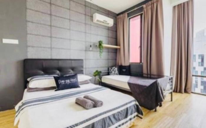 MINIMALIST STUDIO/WIFI/NETFLIX EMPIRE DAMANSARA