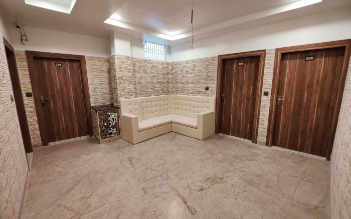 Hotel Royal Vrindavan