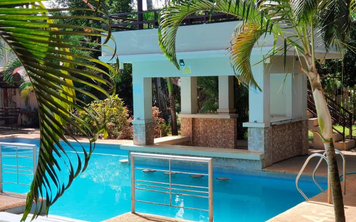 Gabrielles Garden Pool