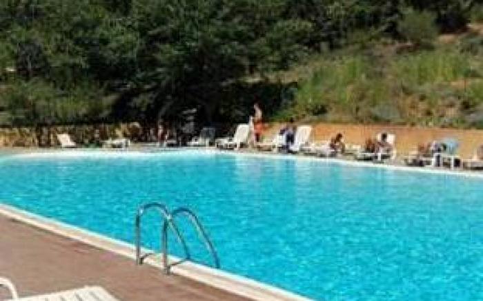 La Colline des Ocres Village de vacances 3 etoiles