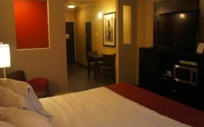 Holiday Inn Express & Suites Northeast By IHG