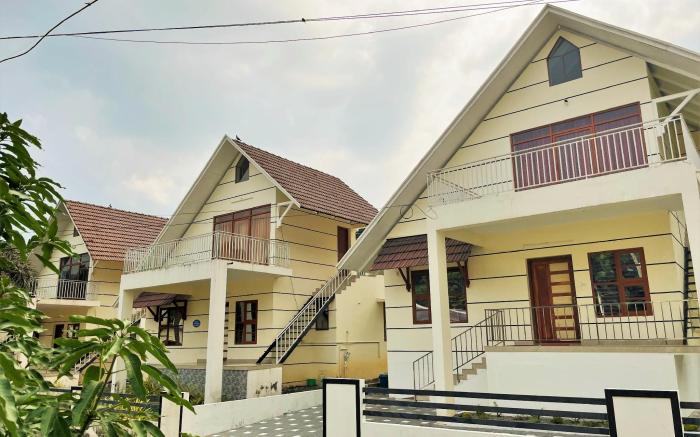 Mist villas one & two bedroom villa  Athirapally