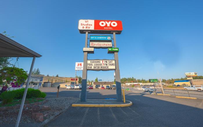 OYO Hotel St. Helens, OR