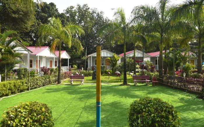 Aanandi Farm and Resort