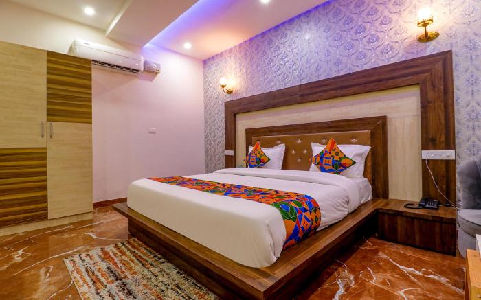 FabHotel Amour I