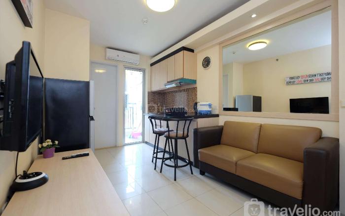 Strategic 2BR Apartment @ Bassura City By Travelio