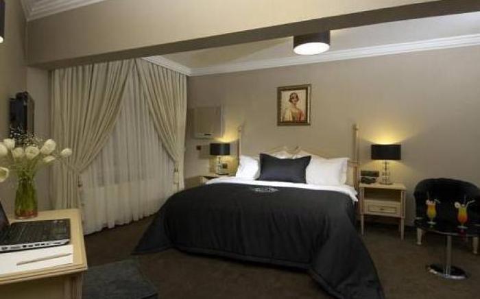 Ada Life Hotel