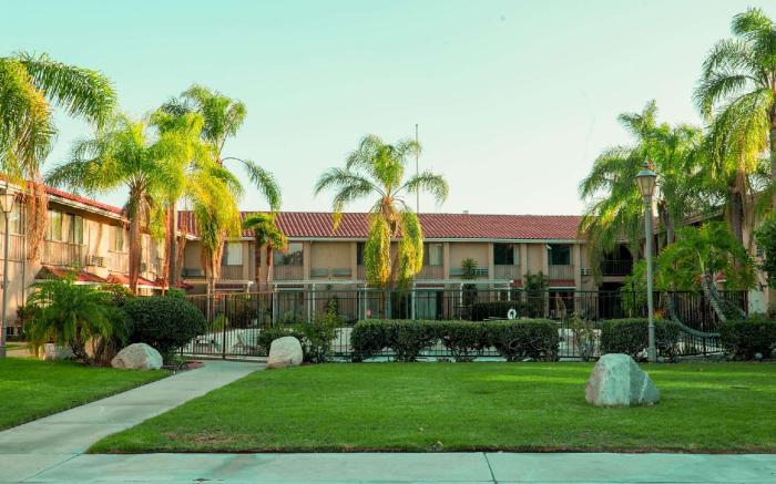 Motel 6 Anaheim Hills, CA
