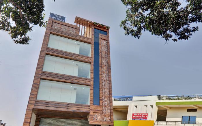 Hotel O Rudra Palace Near Phoenix United Lucknow
