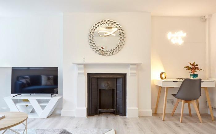 Stylish & spacious one-bedroom apartment