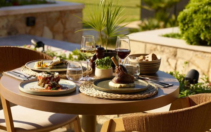 Louis Asterion Suites & Spa