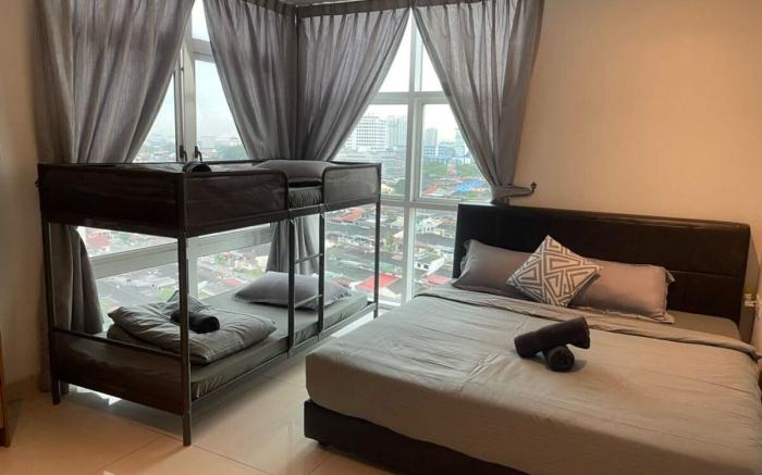B112~KSL Mall ~ Bathtub ~ Netflix~City View~7 pax