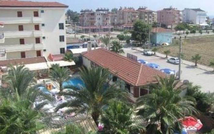Cinar Family Suite Hotel Side