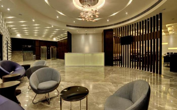 Platinum Hotel