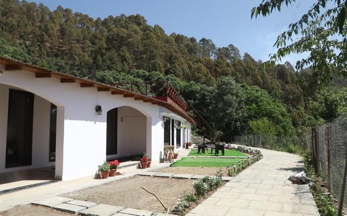 Just Naturals Wellness Resort Nainital