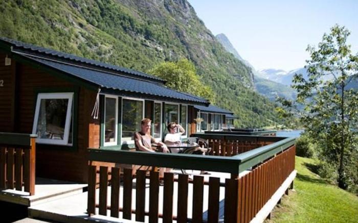 Grande Hytteutleige og Camping