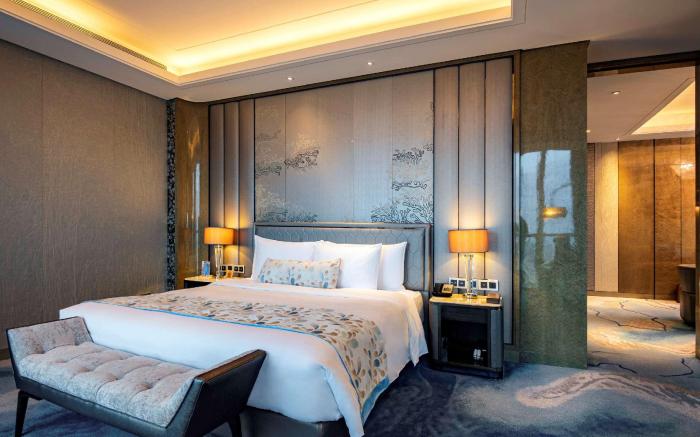 Pullman Yantai Center