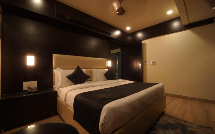 HOTEL VIVAN PINNACLE